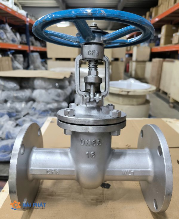 van cổng ty nổi tay quay